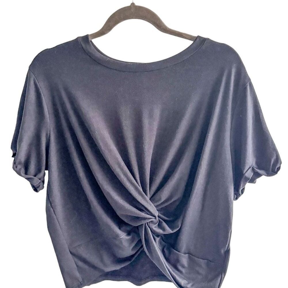 If She Loves Women's Black Twist-Knot Short Sleeve Top Size L